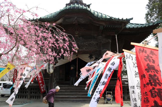 The Splendor of Hobara Yakushi Hall ・ 保原薬師堂の豪華