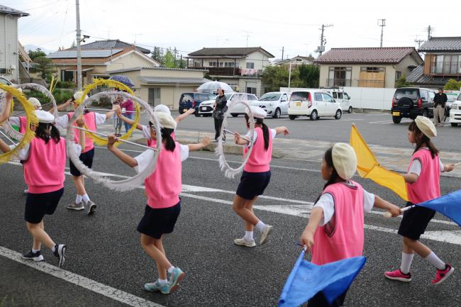 The Umbrellas Appear ・ 傘の出現