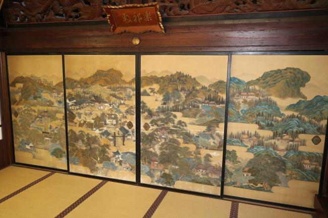 Area Temples as seen on Sliding Panels ・襖絵で見える地域のお寺
