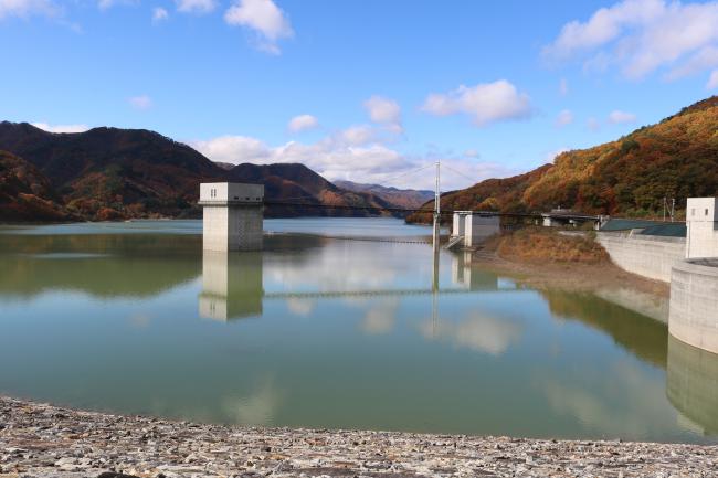 The Source of Delicious, Safe Water ・ 安全で美味しい飲料水の源