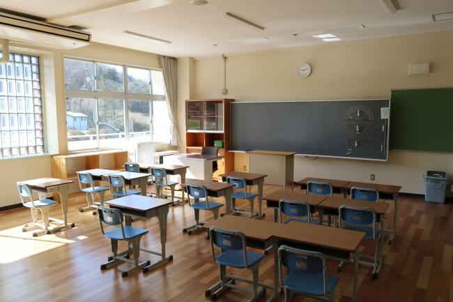 A Modern Classroom ・ 新伝な教室