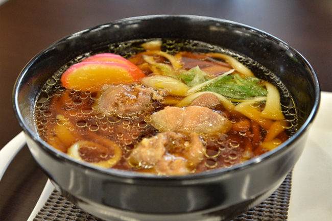 伊達鶏の肉ごろっとうどんの写真