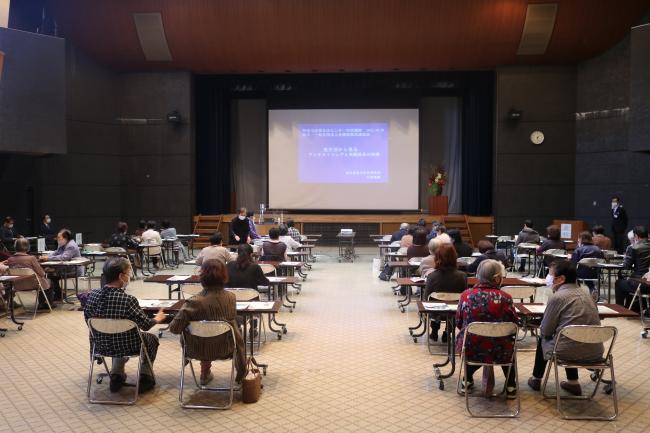 Activity at the Hobara Civic Center ・ 保原市民センターでの活動
