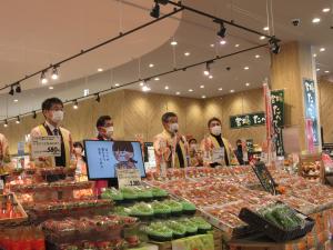 イオンスタイル新利府における伊達市特産あんぽ柿と6次化商品推奨販売2