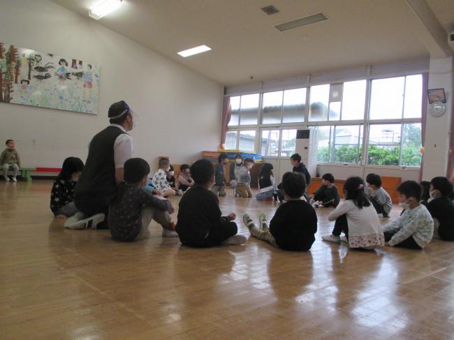 Sit in a Circle ・ 円陣着席