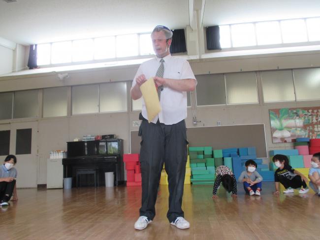 “My name is ~” ・ 「私の名前は ~」