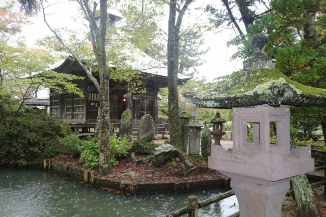 Escape from Kannon Island ・ 観音島からの脱出