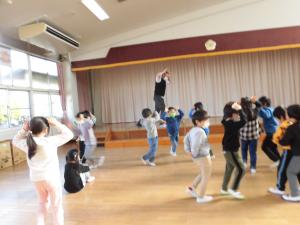 Flock of Flying Reindeer ・ 飛んでいる馴鹿の群れ