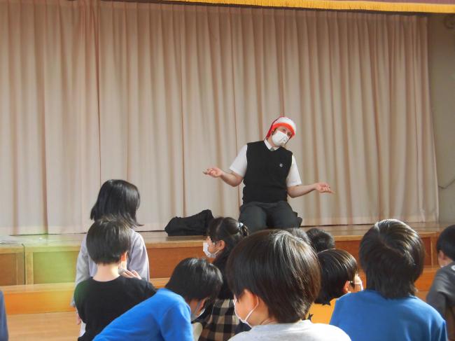 It’s Santa! ・ サンタさんだ!