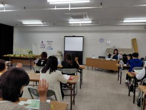 講師の遠藤さんがGAPの説明をしている写真