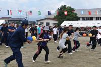 粟野小学校　地域の人も参加