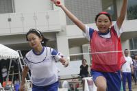 白根小学校　紅組が僅差で勝利