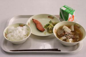 給食