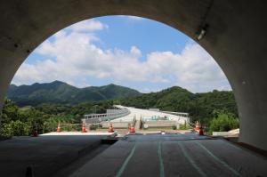 トンネルからの眺め