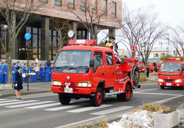 A Red Fire Engine of a Neighborhood Fire Brigade ・ 消防団の赤い消防車